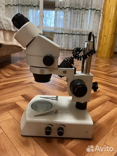 Микроскоп Ломо