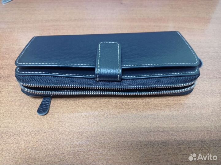 Мужское кожаное портмоне
