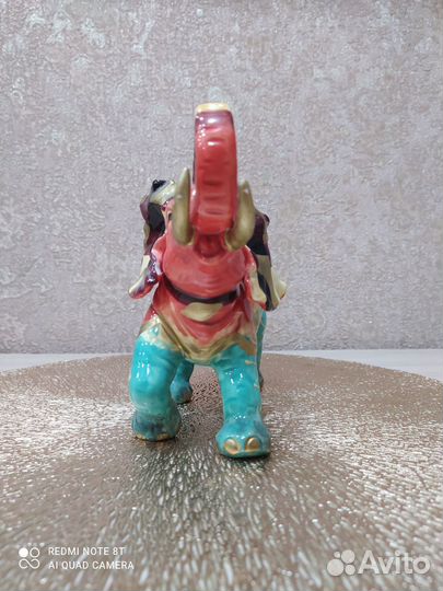 Статуэтка слон фарфор