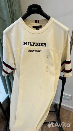 Tommy hilfiger футболка L (50 р), оригинал