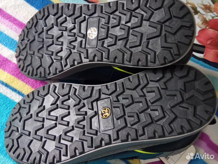 Демисезонные ботинки