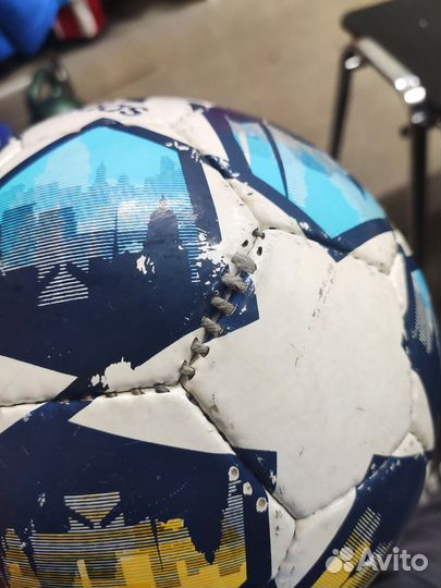 Ремонт футбольных мячей. Сшивка панелей