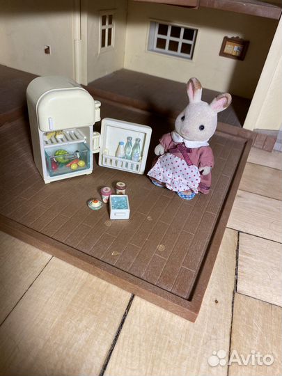 Sylvanian Families мама и холодильник