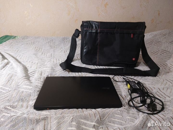 Ноутбук Acer Aspire E5-571G-52FL