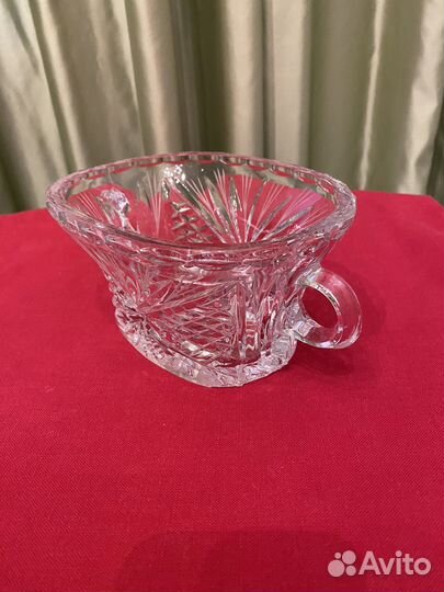 Ладьи хрустальные