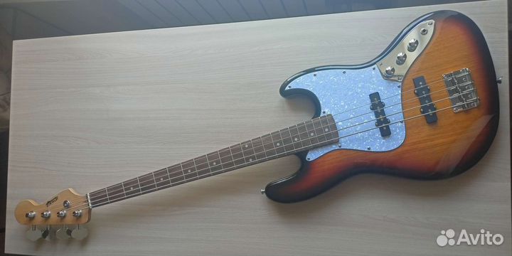 Басс гитара 4 струны