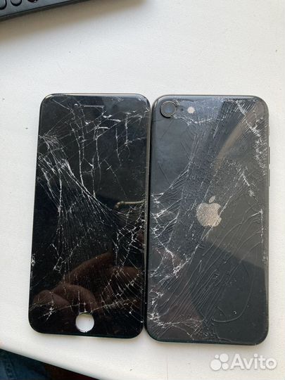iPhone SE2020 разбор