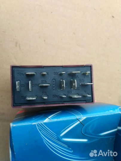 Реле управления стеклоочистителем\ Audi A6/A8/V