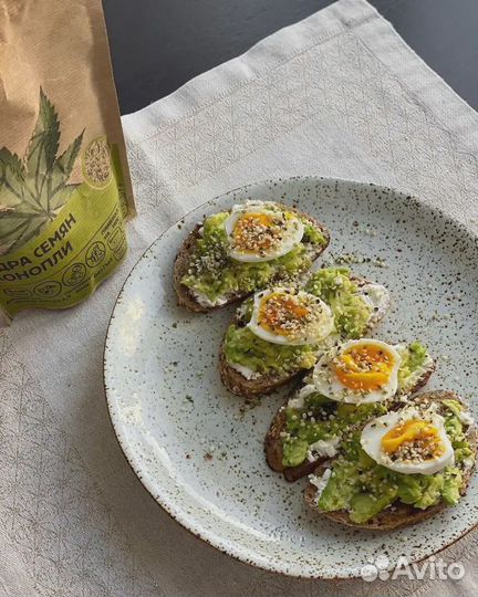 Очищенные ядра семян конопли, 1 кг