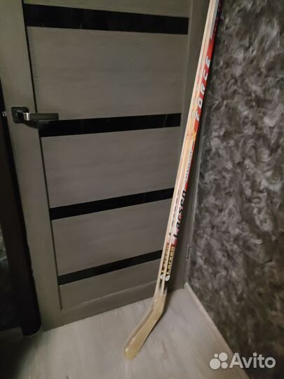 Клюшка хоккейная