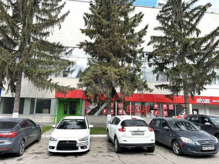 Сдам торговое помещение, 220 м²
