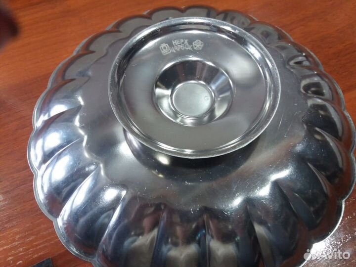 Чаша под фрукты