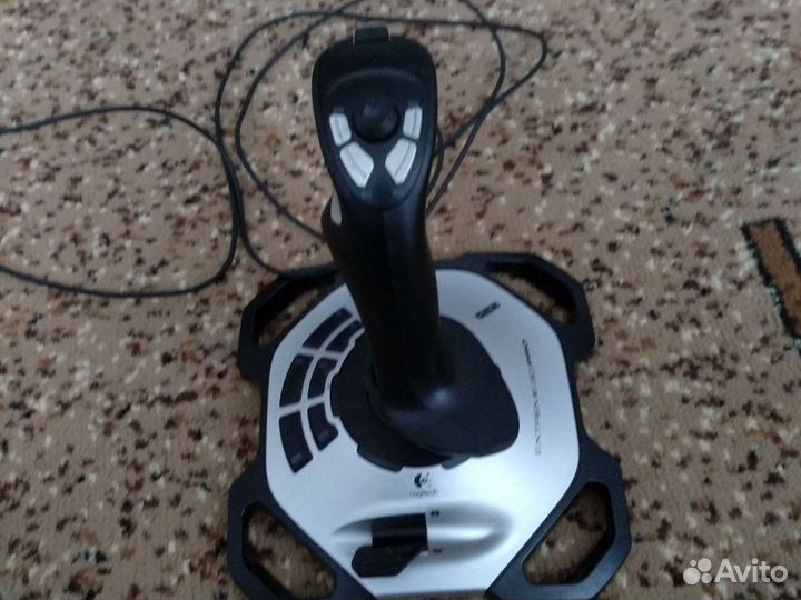 Джойстик Logitech extreme 3D pro