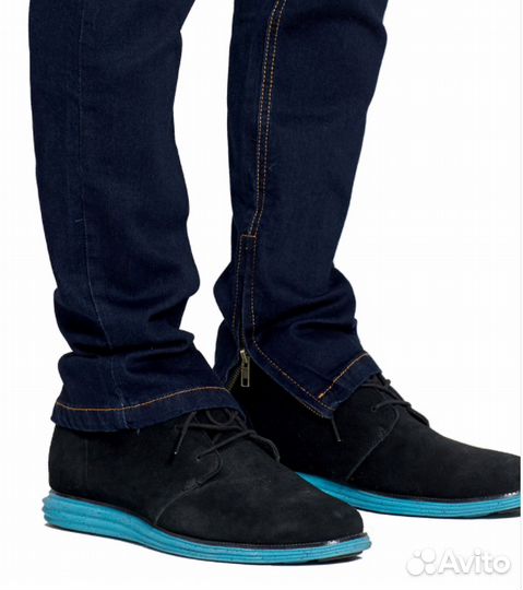 Молодежные джинсы