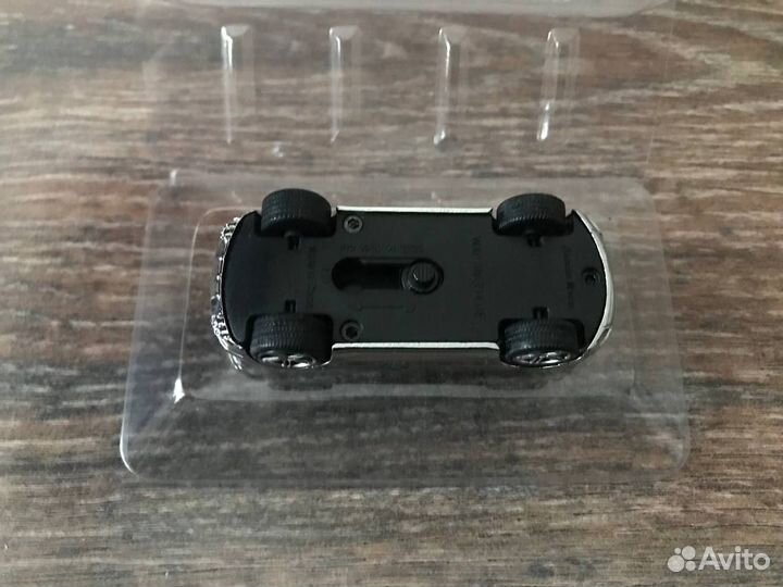 Флешка (USB-накопитель) Porsche Macan 8 GB