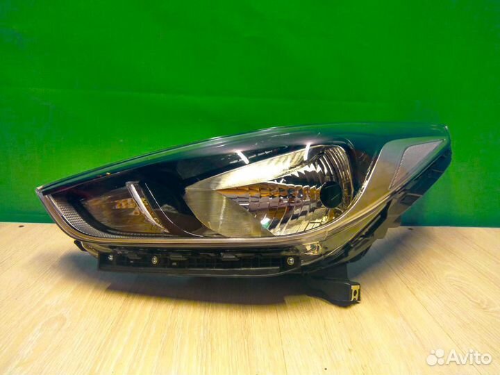 Фара левая Hyundai Solaris 2017