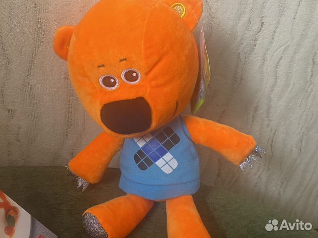 Медведь плюшевый