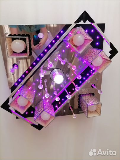 Светильник потолочный