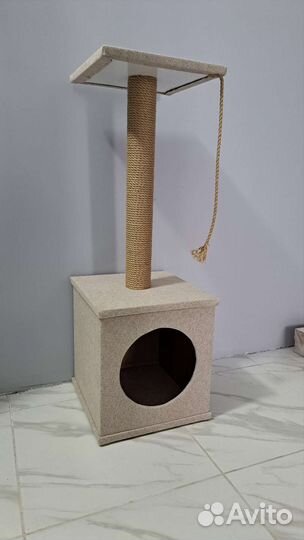 Кошачий домик с когтеточками