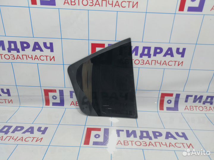 Стекло двери задней левой (форточка) Chevrolet Cru