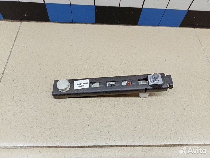 Механизм регулировки ремня безопасности Qashqai (J