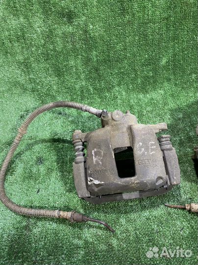 Суппорт geely emgrand ec7 передний правый левый