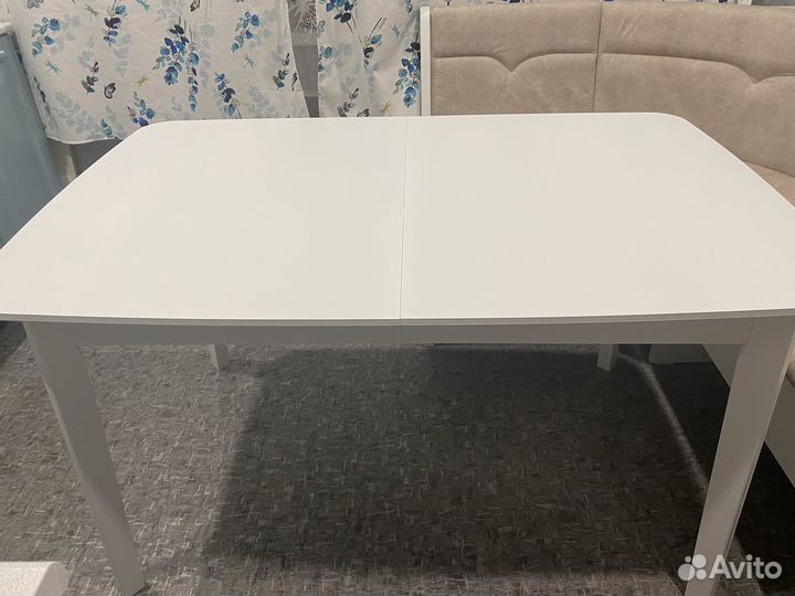 Кухонный стол