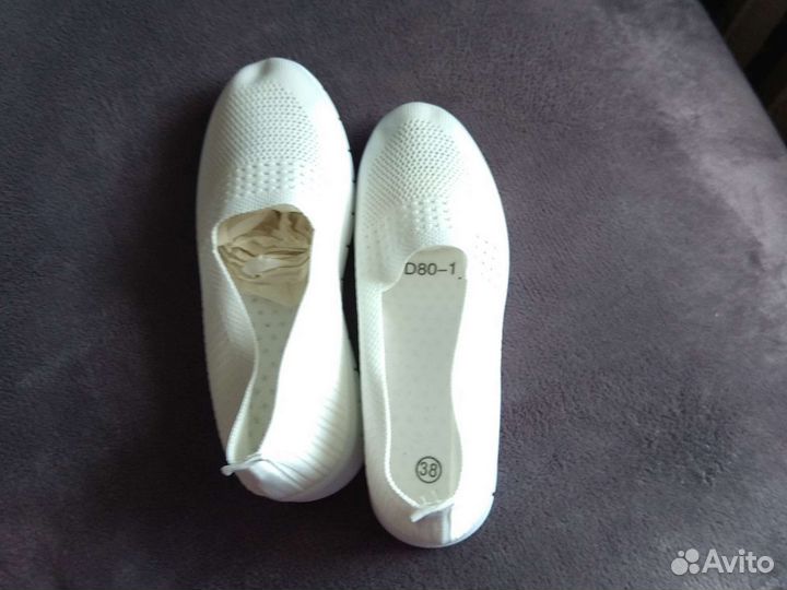 Тапочки (слипоны) женские новые