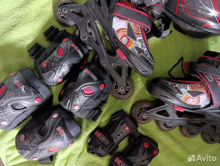 Роликовые коньки, шлем, защита, сумка бу