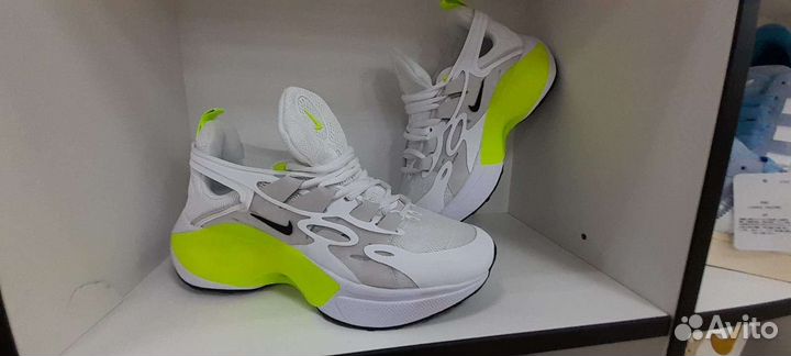 Кроссовки nike signal