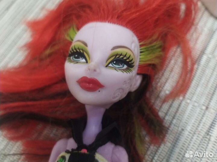 Кукла Монстер Хай оперетта
