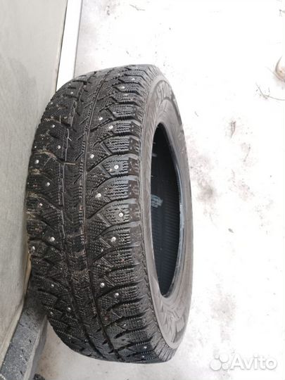 Bridgestone Blizzak Revo 696 185/65 R15