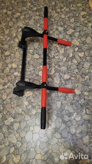 Турник на дверной косяк