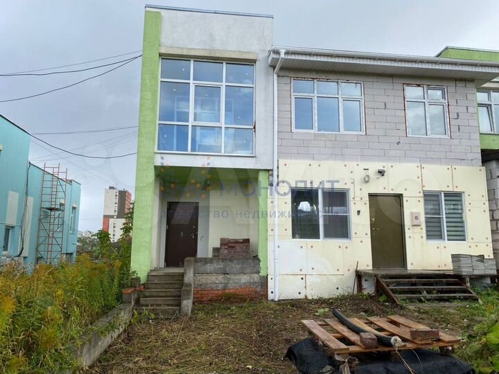 Таунхаус 67 м² на участке 2 сот.