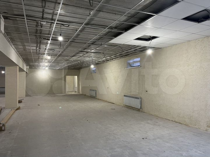 Свободного назначения, 300 м²