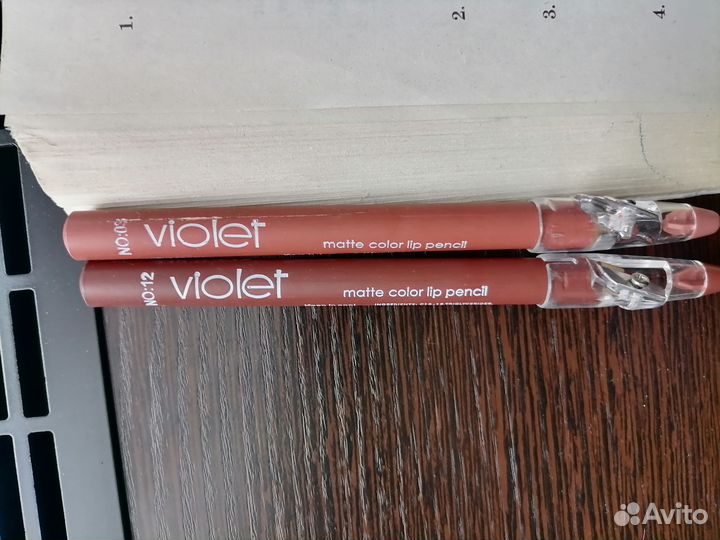 Карандаш для губ