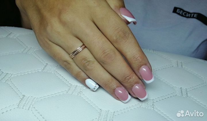 Маникюр, педикюр