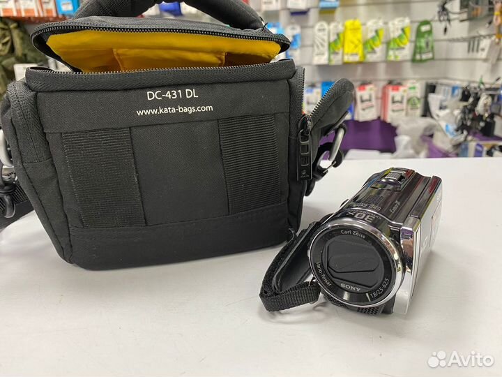 Видеокамера Sony HDR-CX200E