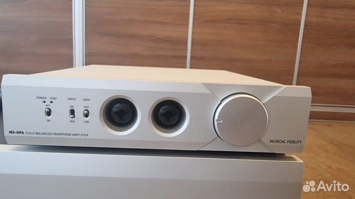 Усилитель, CD-плеер, усилитель наушников