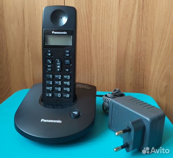 Стационарный радиотелефон panasonic KX-TG1075RU