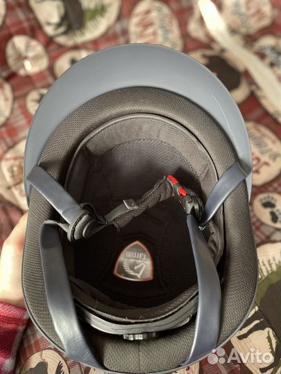 Шлем для конного спорта