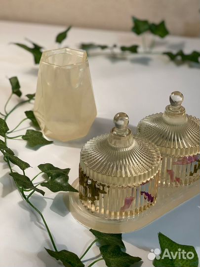 Глиняные изделия и изделия из эпоксидной смолы