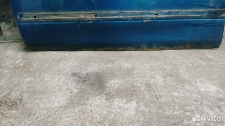 Дверь передняя левая Nissan Primera P11