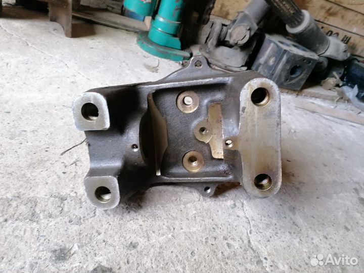 54326 64221 Кулак поворотный маз евро