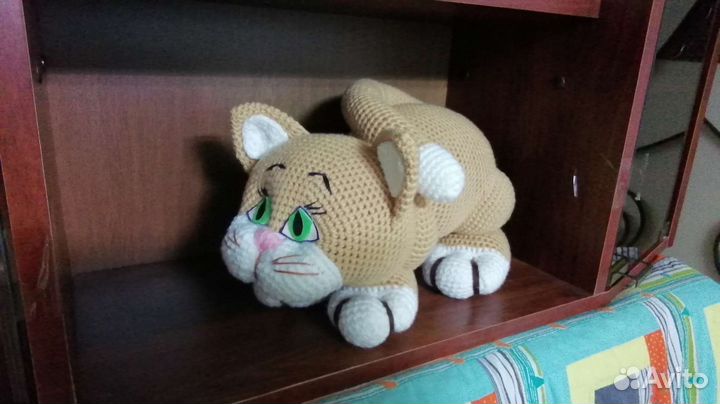 Большая и толстая киса