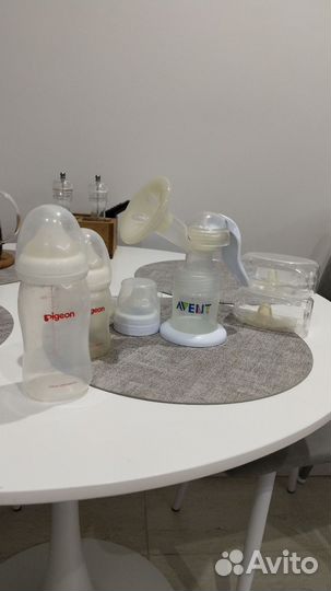 Молокоотсос avent ручной и бутылочки Pigeon
