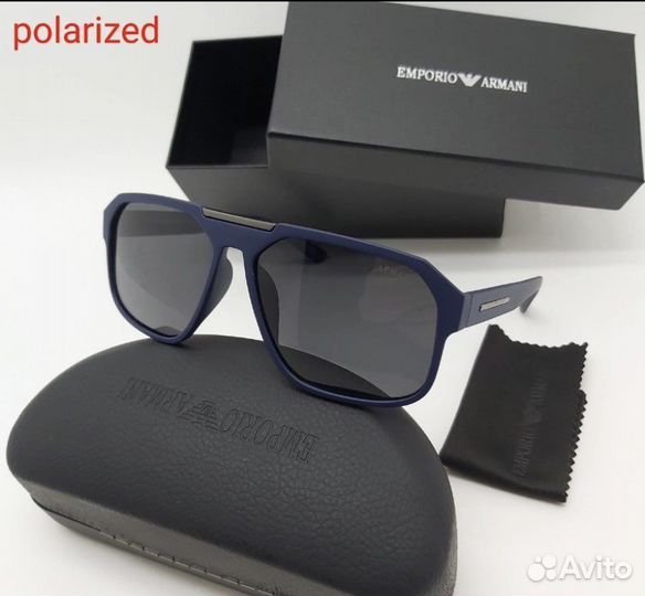 Солнцезащитные очки emporio armani