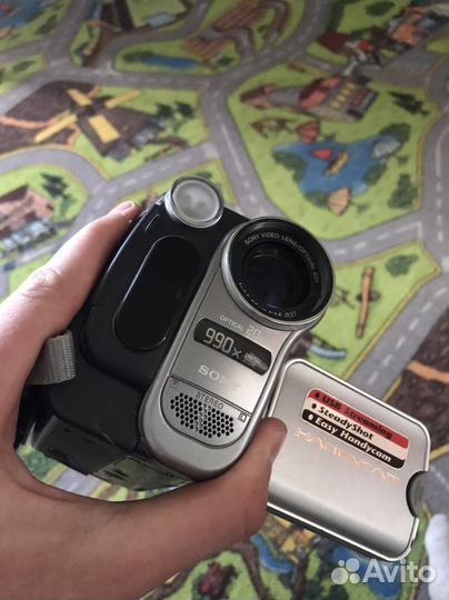 Видеокамера sony