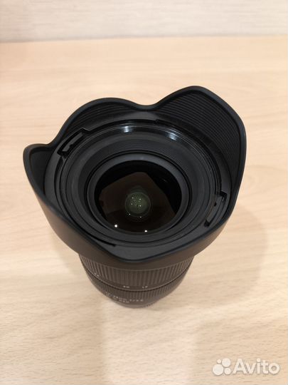 Объектив Tamron 17 - 28 F2,8