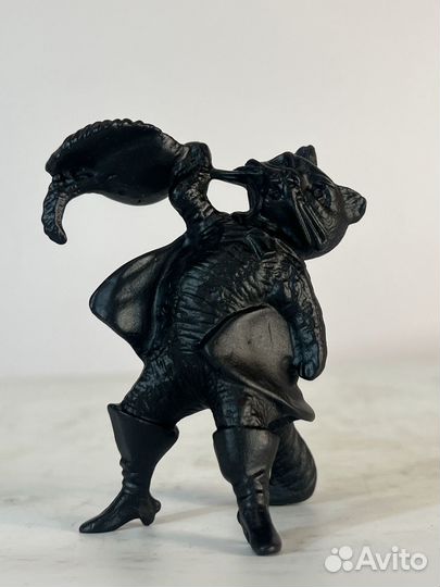 Подсвечник Кот. Каслинское литье. Касли. С иголкой